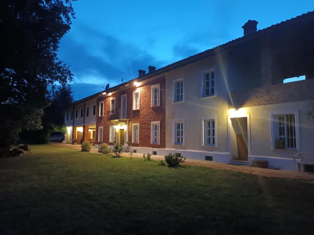 Guest House La Carolina Tigliole Exterior foto